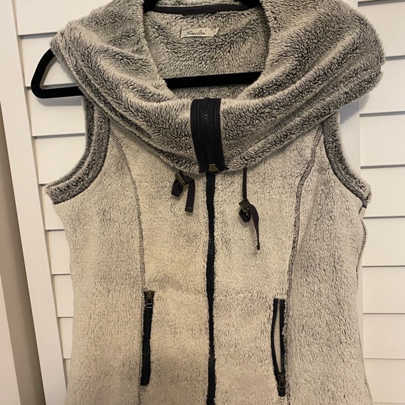 Simclan Vest - Picture 3 of 9